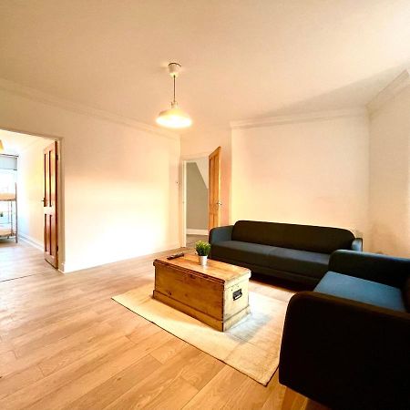 Huge Serviced Apartment With Free Parking Jesmond Exterior foto
